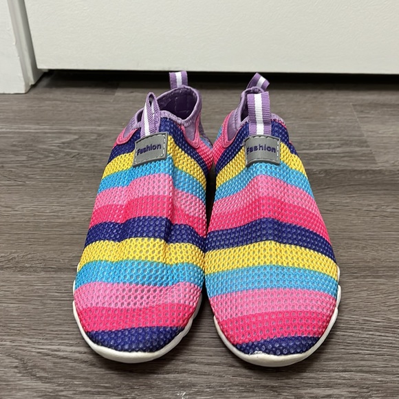 Fashion Casual Women’s casual striped colors breathable mesh sneakers size 7.5 - Picture 2 of 9